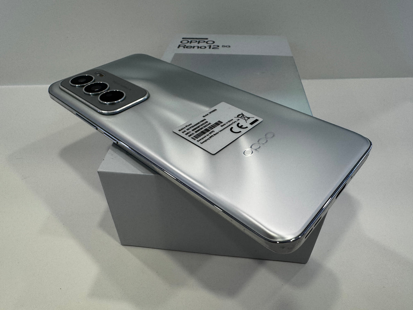 Oppo Reno 12 5G 12gb /256gb